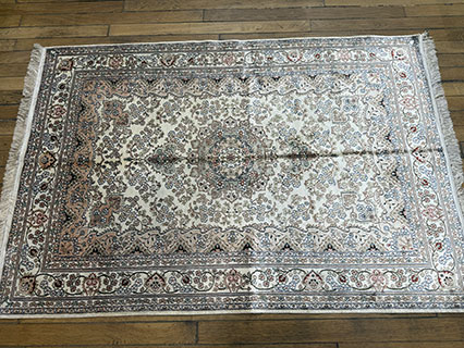 Chinese Silk Rug Ghoum Replica