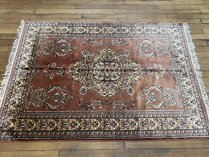 Pakistan Wool and Silk Rug